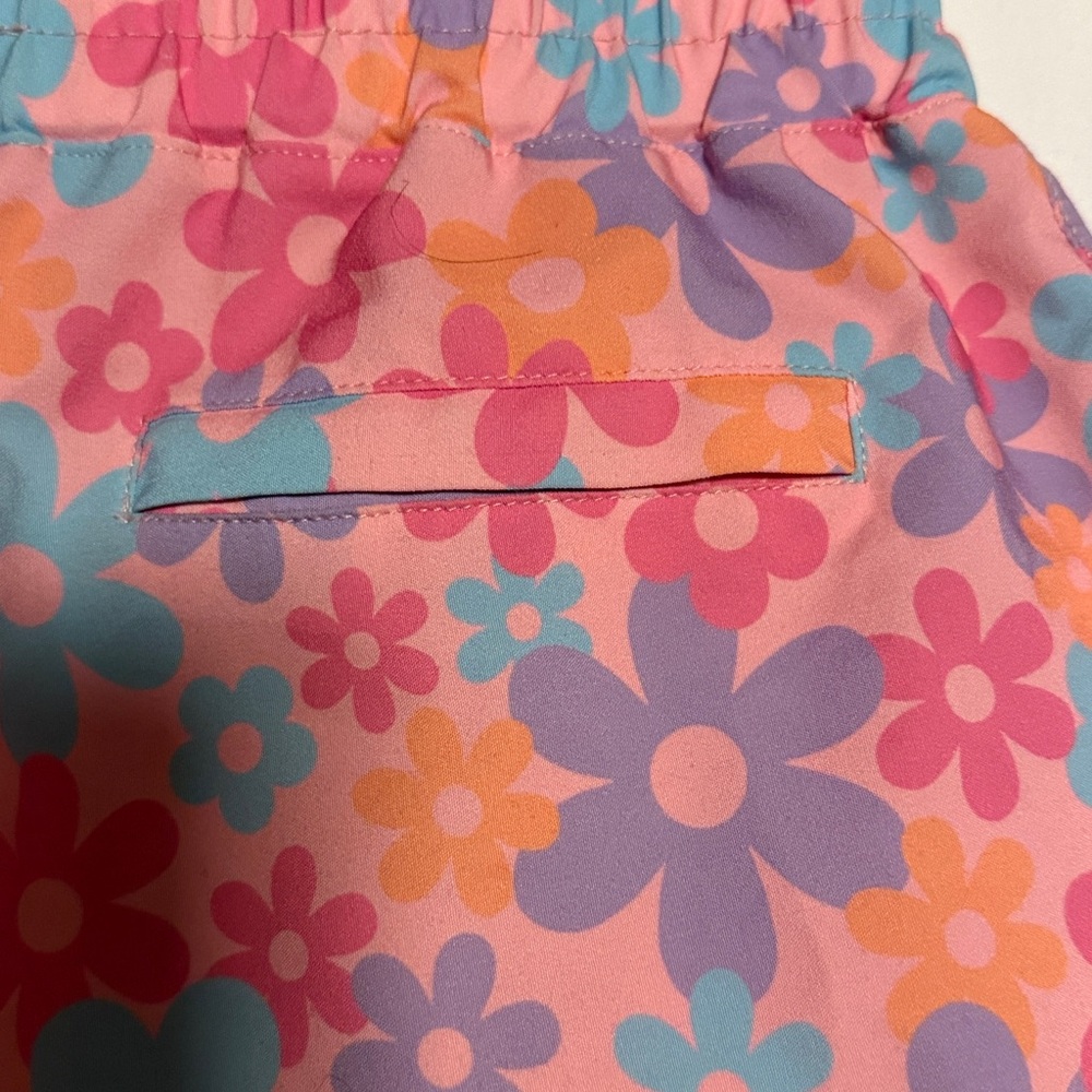 Girl’s ebb & flow Floral Patterned Shorts - Picture 5 of 5